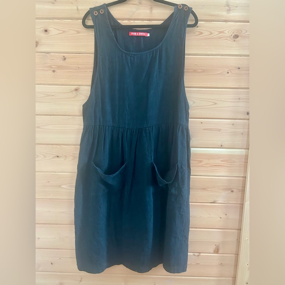 Pyne and Smith No. 32 pinafore dress in black linen